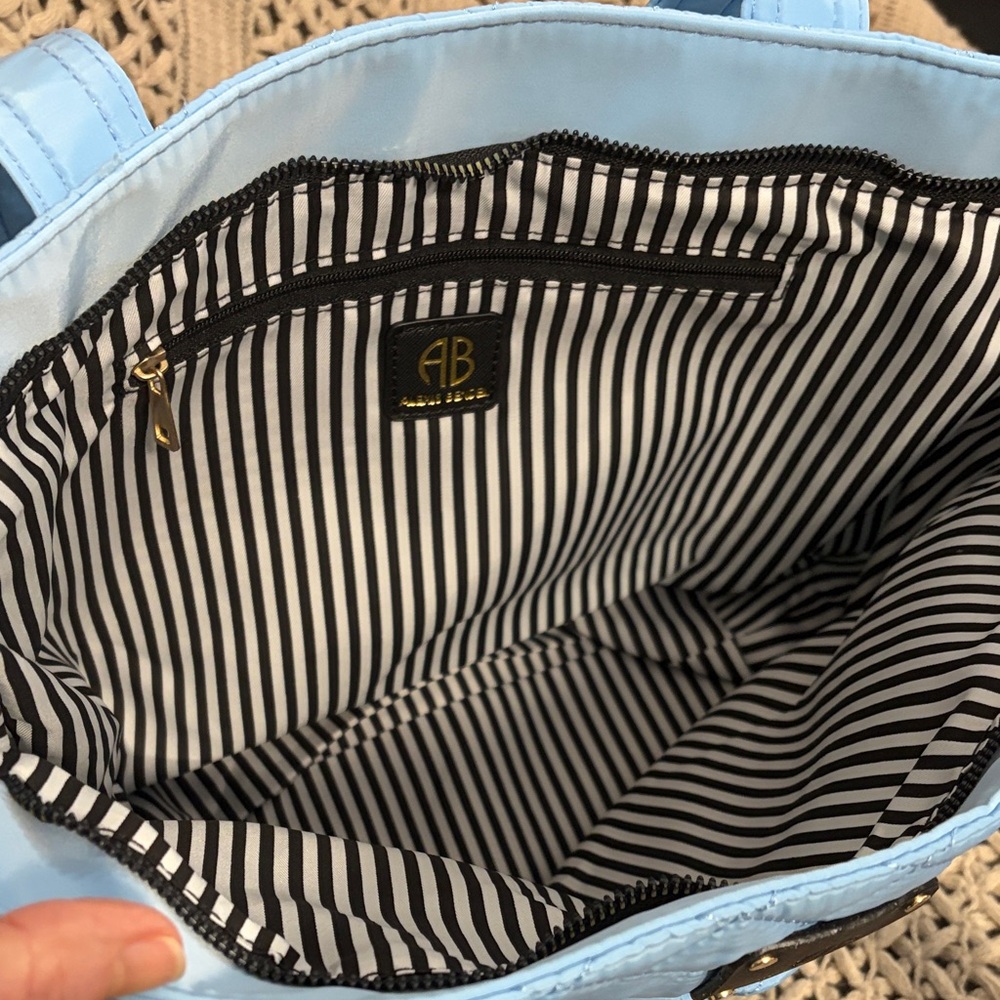 NWOT Alexis Bendel Sky Blue Quilted Tote - Picture 5 of 8